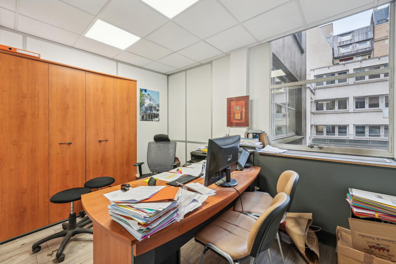 Bureau Paris 561m² Vente bureau Paris OVBUR2428175 11
